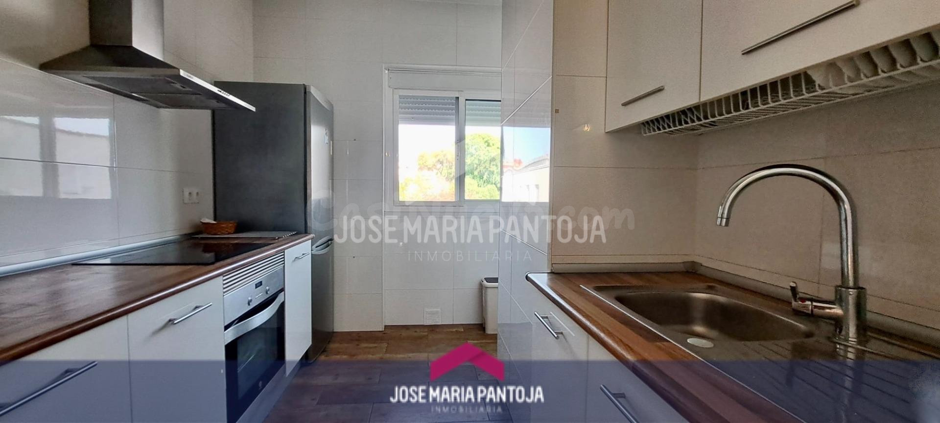 PISO CERCA DE LA UNIVERSIDAD– IDEAL PARA INVERSIÓN