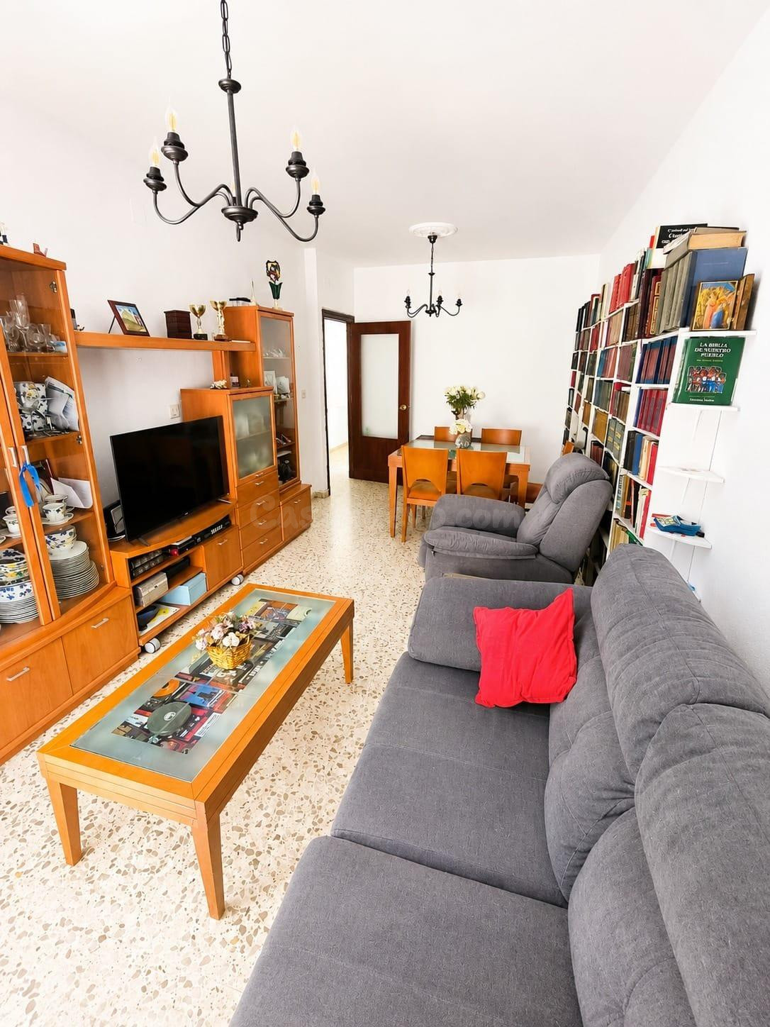SE VENDE PISO EN CADIZ , ZONA LA CALETA - LA VIÑA
