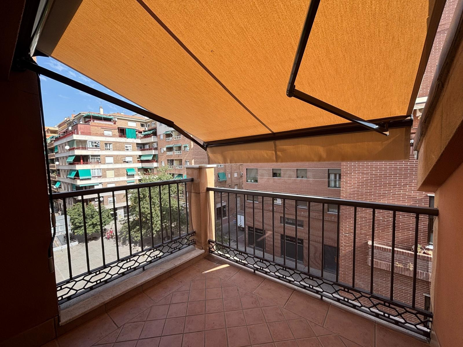 ATICO DUPLEX EN PLAZA DE SAN LAZARO - CONSTITUCION - foto 4