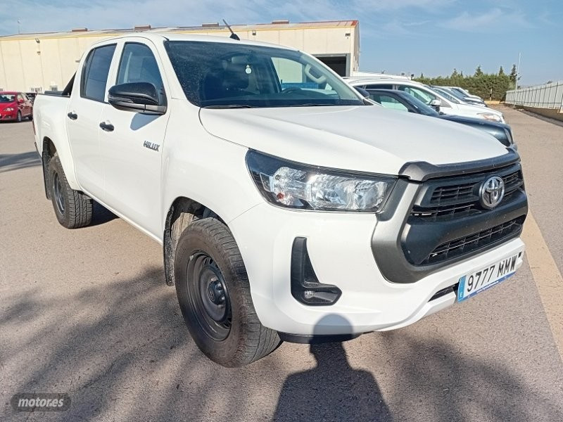 Toyota Hilux - foto 3