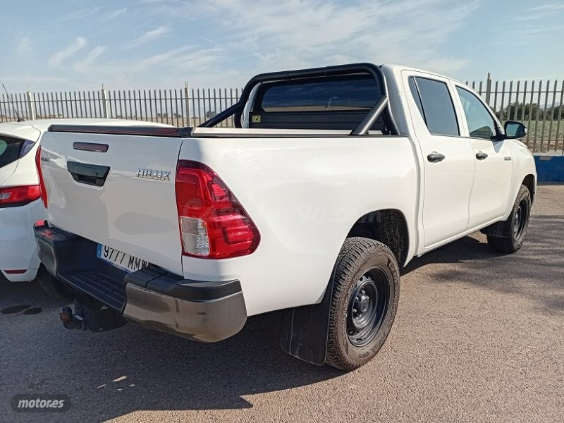 Toyota Hilux - foto 5