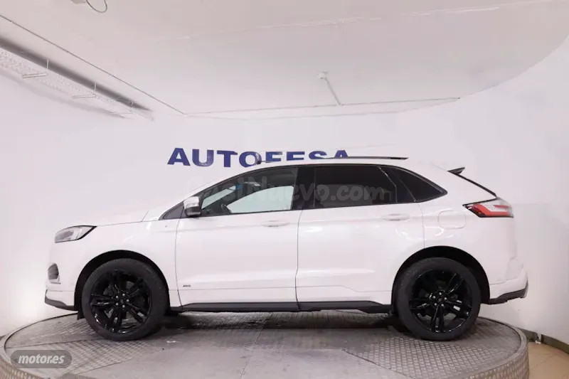 Ford Edge - foto 4