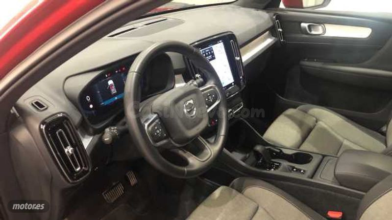 Volvo XC40 - foto 5