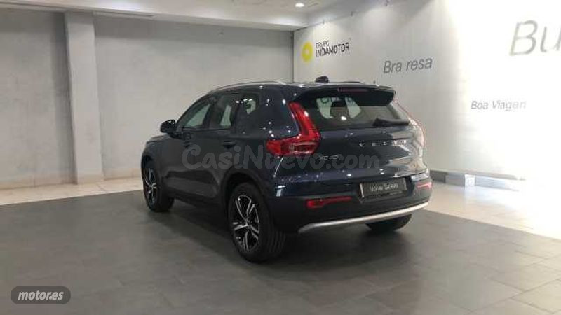 Volvo XC40 - foto 2
