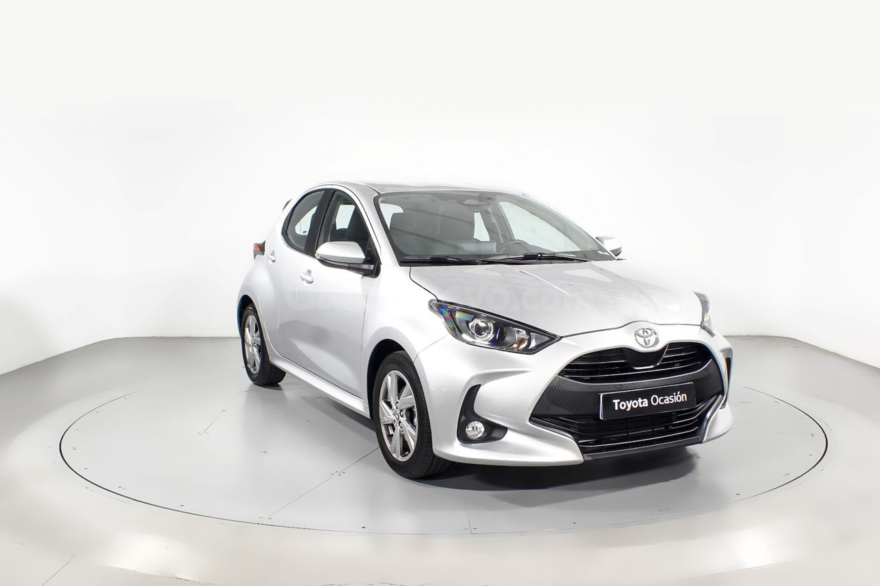 Toyota Yaris Híbrido Barcelona - 5 plazas y tecnología premium