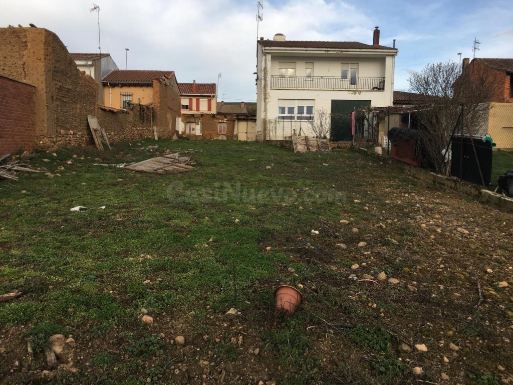 TERRENO URBANO 512 m² en Avenida de León 120 – Carbajal de l