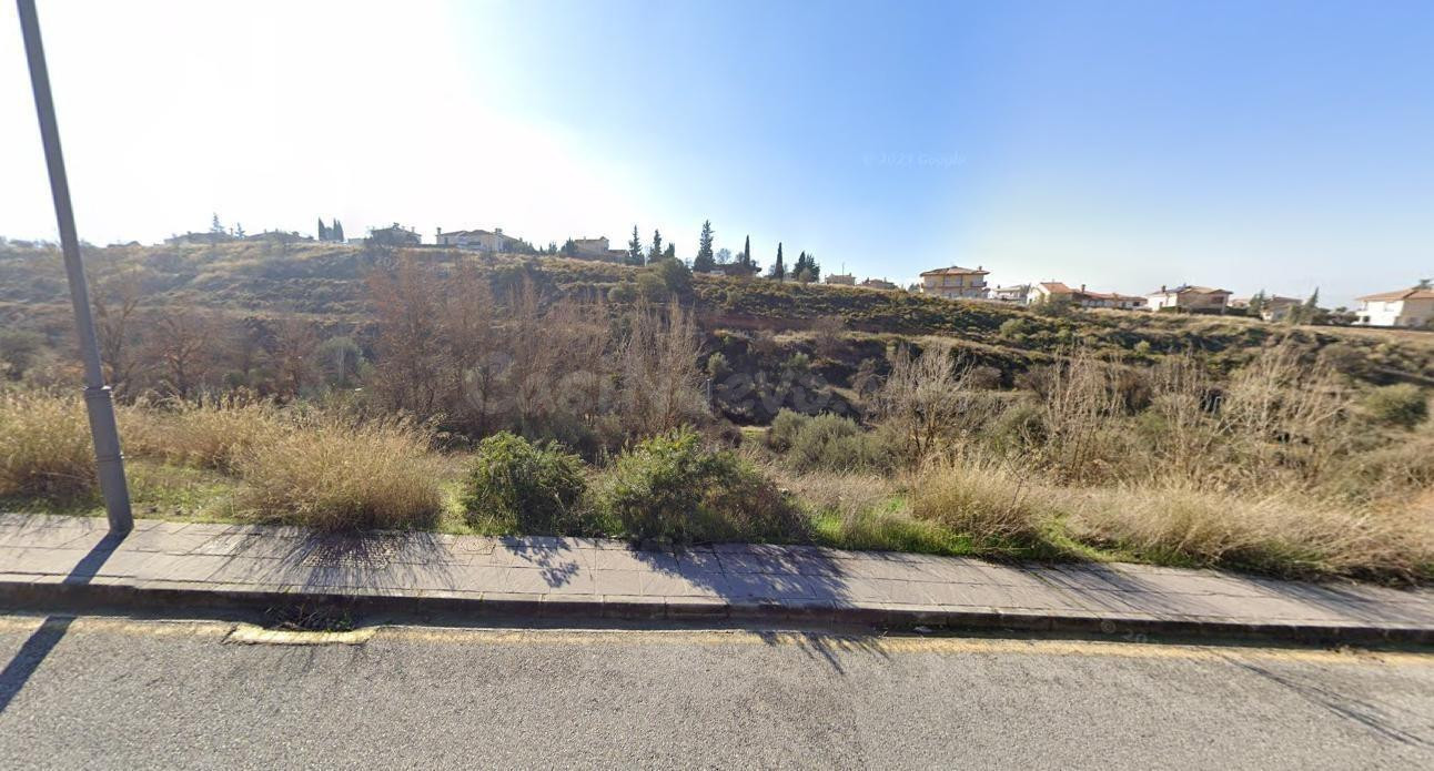 Terreno urbano en La Zubia - Carretera Cubillas