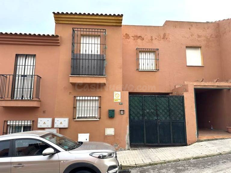 Venta adosado en Algeciras (Cádiz)
