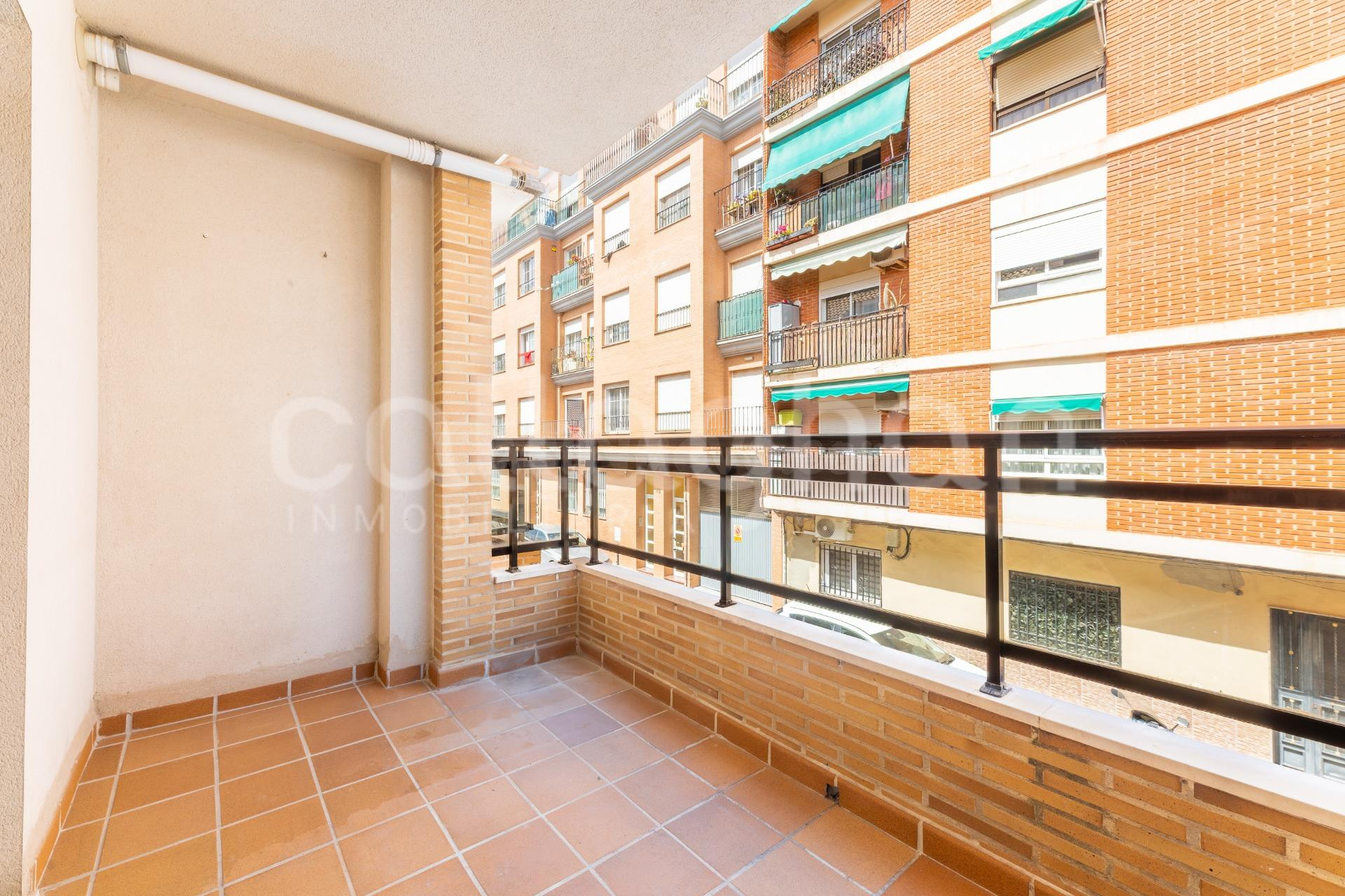 Piso para ALQUILER en Rocafort - foto 3