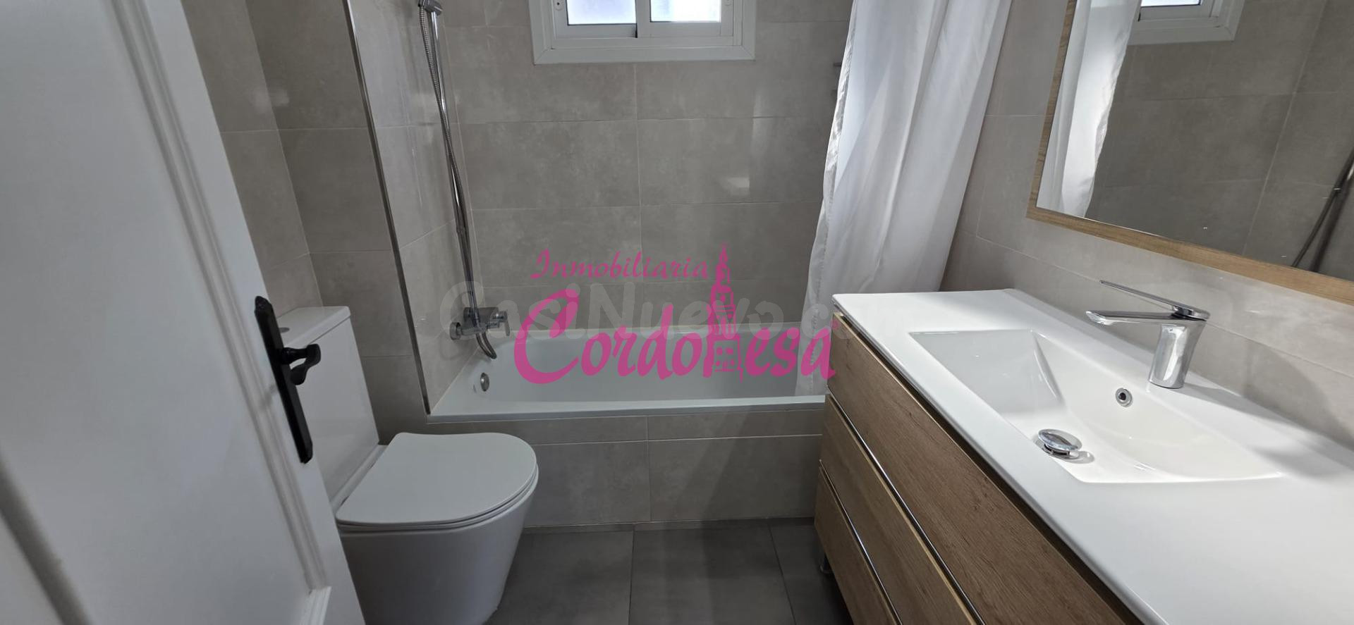 Piso Reformado en la Zona de Fuensanta, Córdoba - €178.500 - foto 5