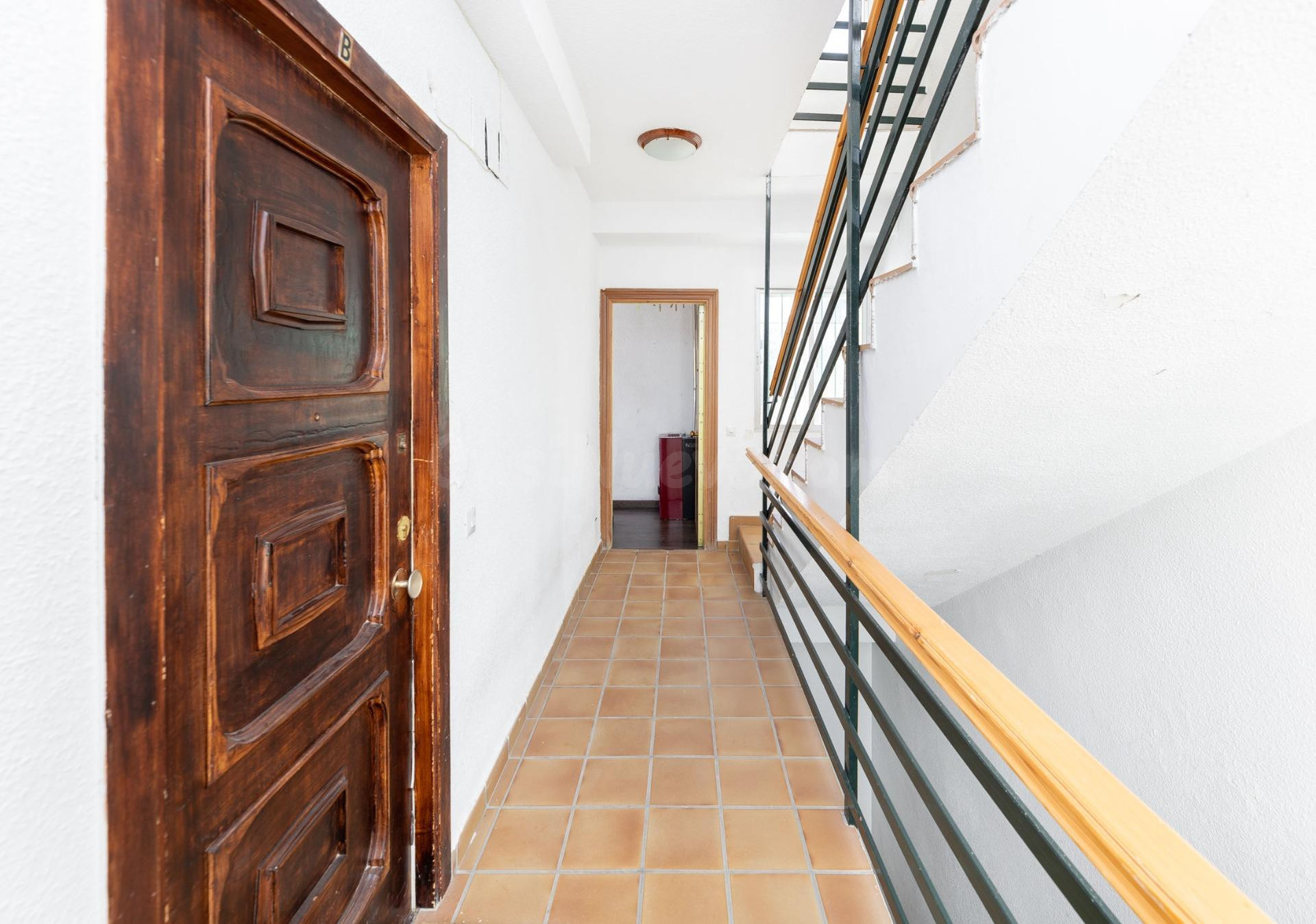 PISO CON COCHERA CERRADA EN EDIFICIO MONTAIRE, CON IMPRESION - foto 5