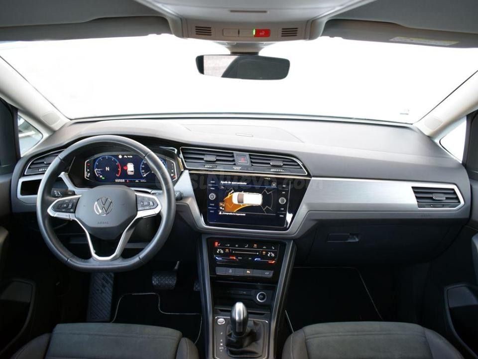 Volkswagen Touran - foto 4