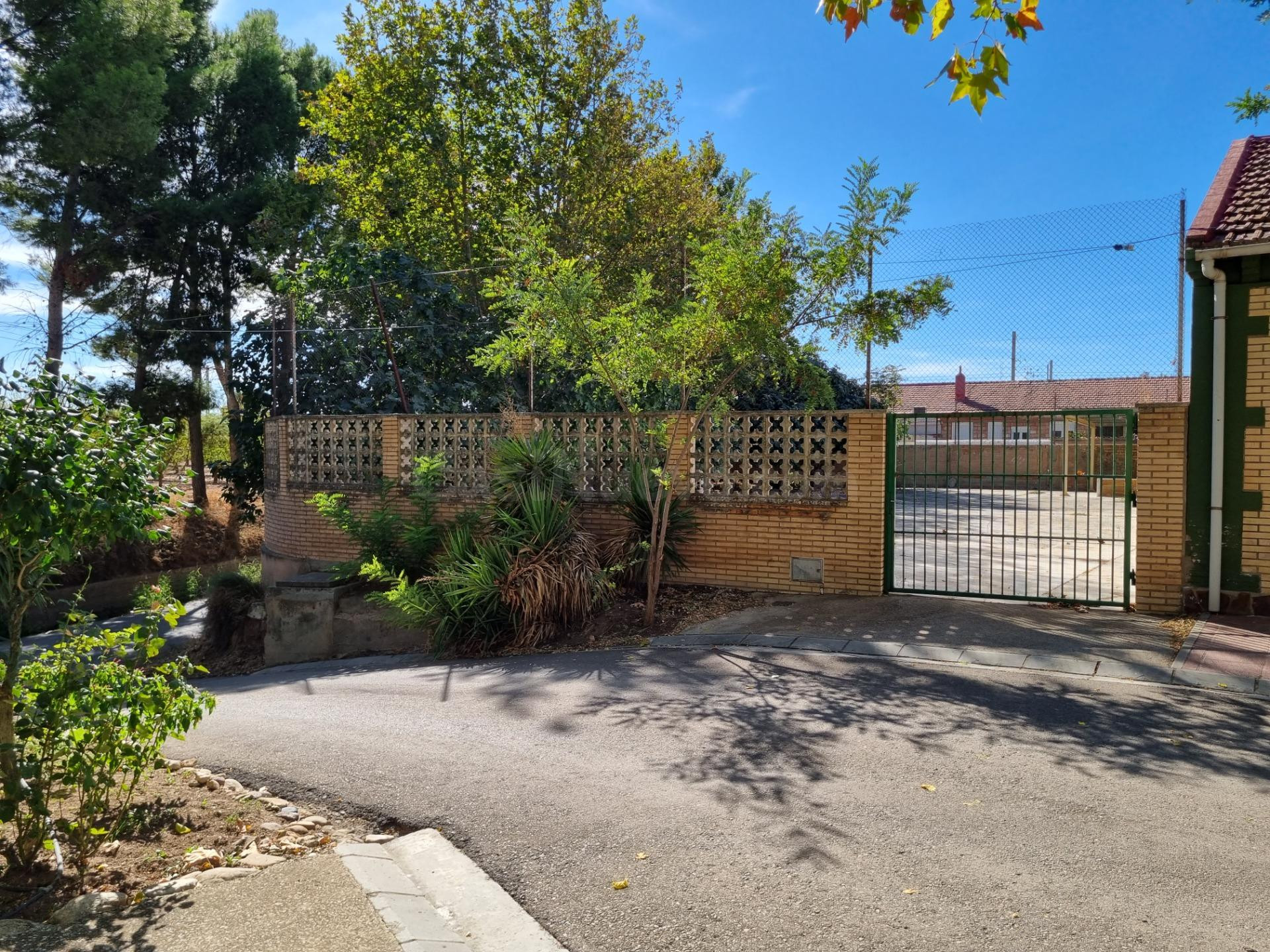 Venta de solar urbano en Épila