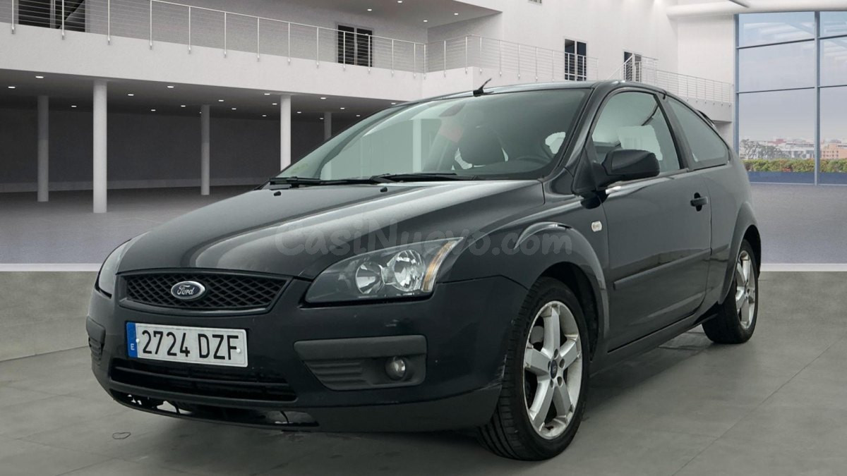 Ford Focus 2.0 136 CV (2006) - foto 2