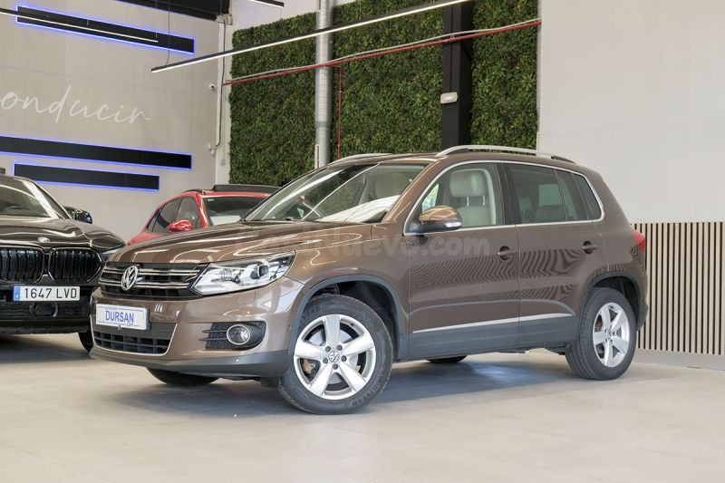 Volkswagen Tiguan 2.0 TDI 140cv DSG 4x4 Excellence (2012)