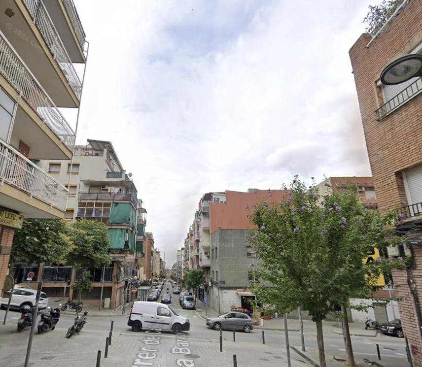 PISO EN BADALONA