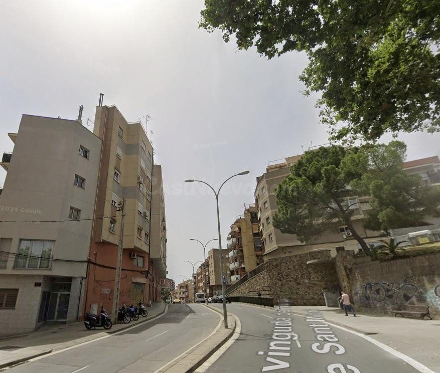 PISO EN BADALONA