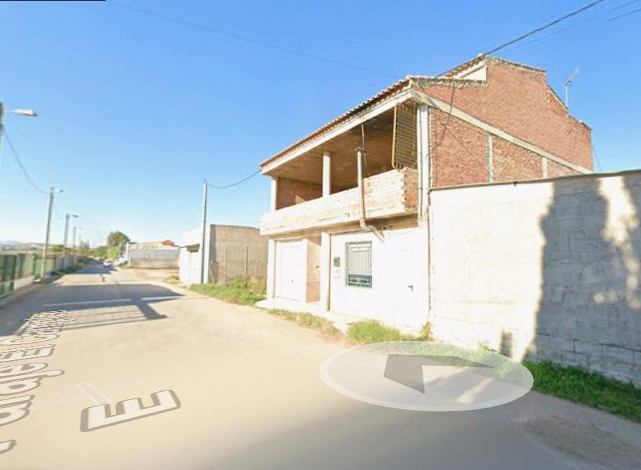 VIVIENDA EN ALCANTARILLA