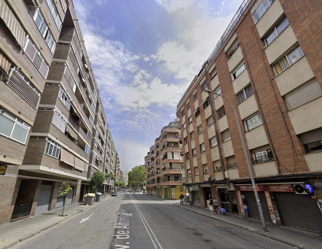 PISO EN BADALONA