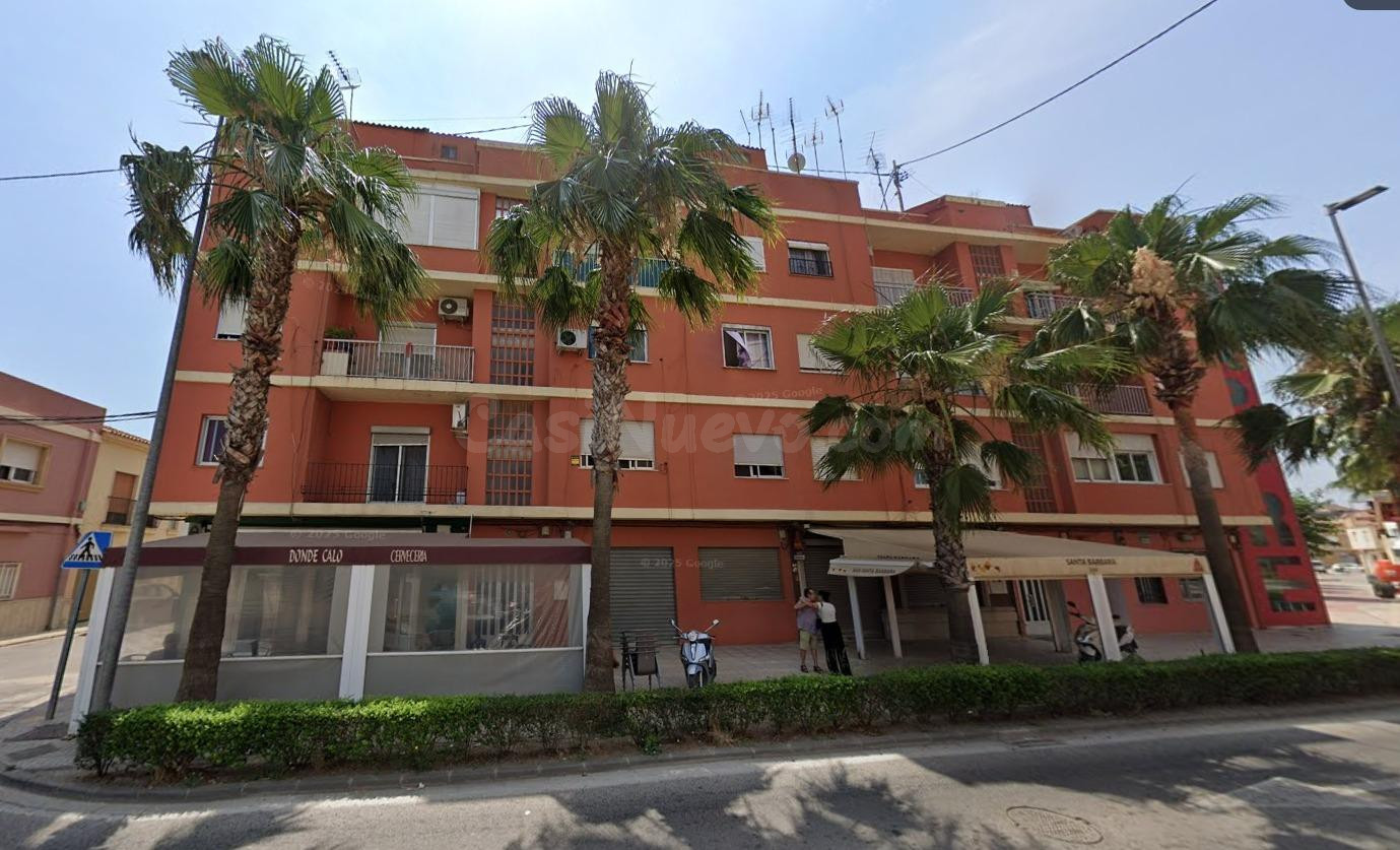 VIVIENDA EN BENIFAIO