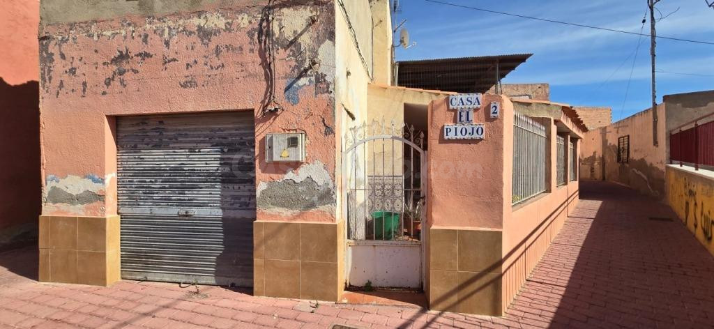 VIVIENDA EN LORCA