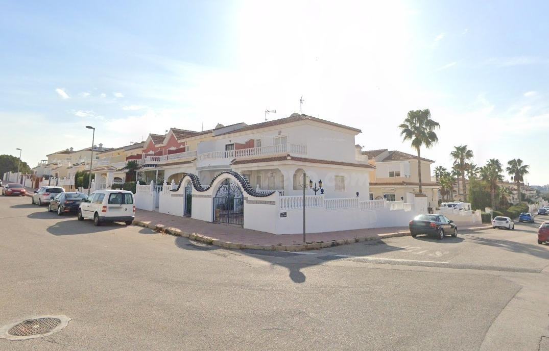 VIVIENDA EN BENIJOFAR