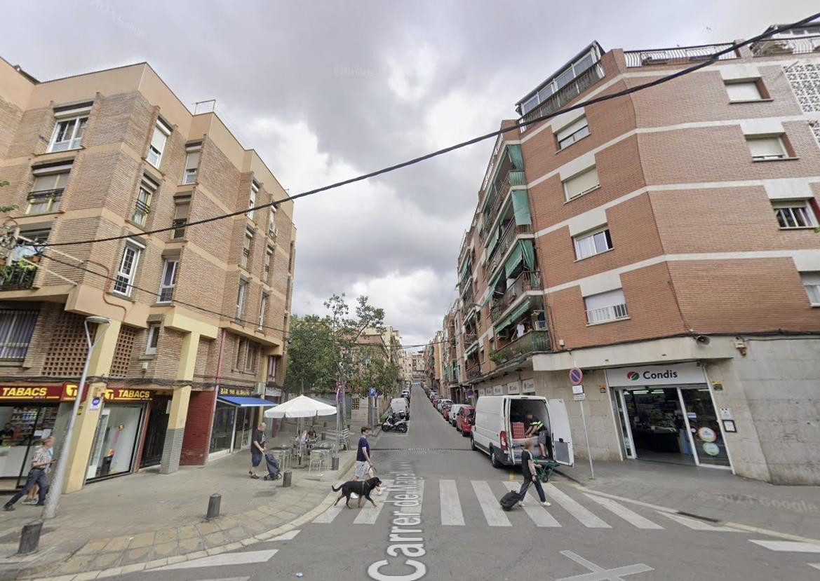 PISO EN SANTA COLOMA DE GRAMENET