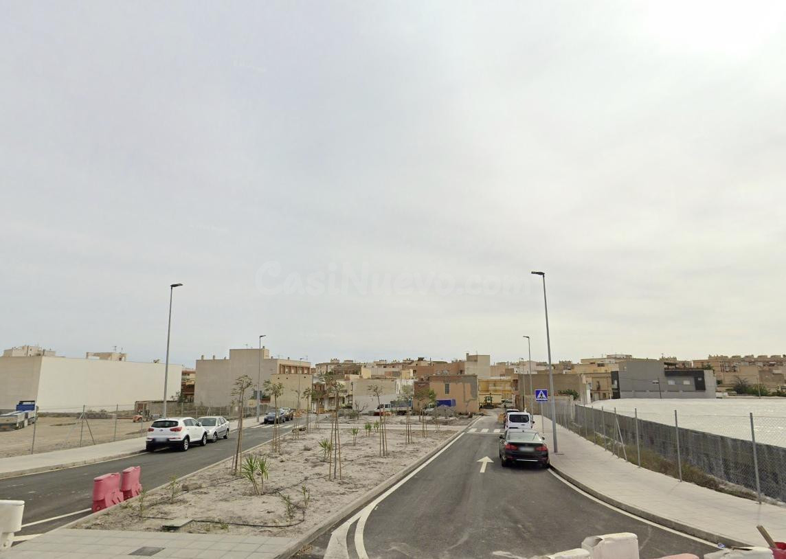 VIVIENDA EN ROQUETAS DE MAR