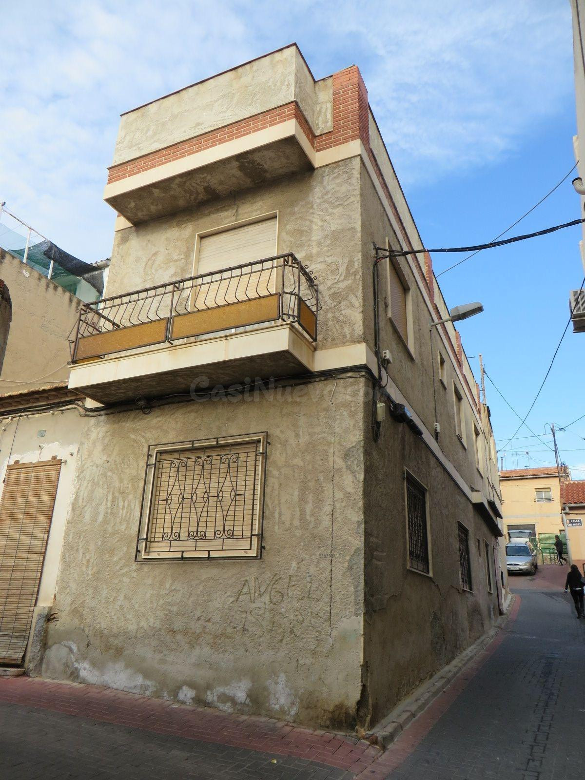 VIVIENDA EN EL PUNTAL