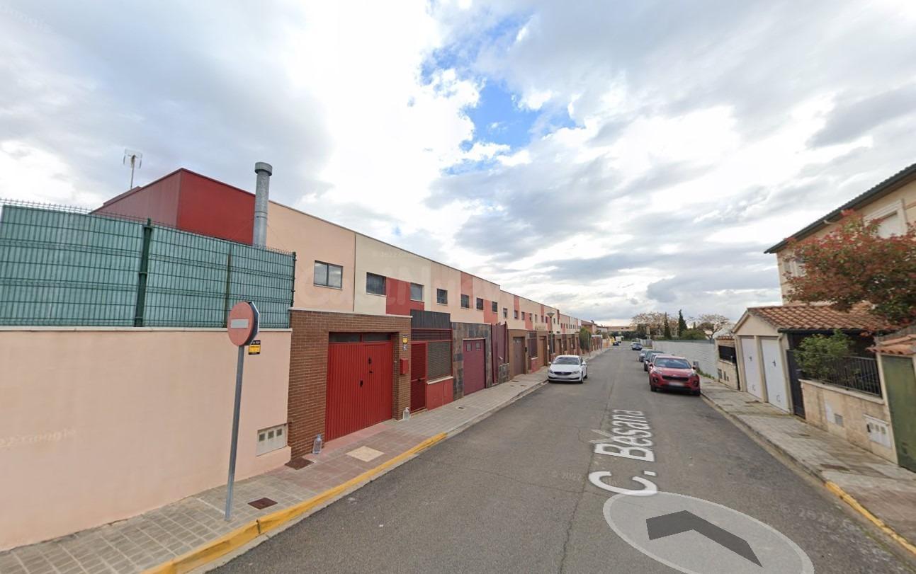 VIVIENDA EN MIGUELTURRA