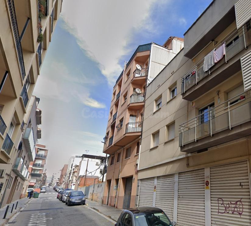 VIVIENDA EN TERRASSA
