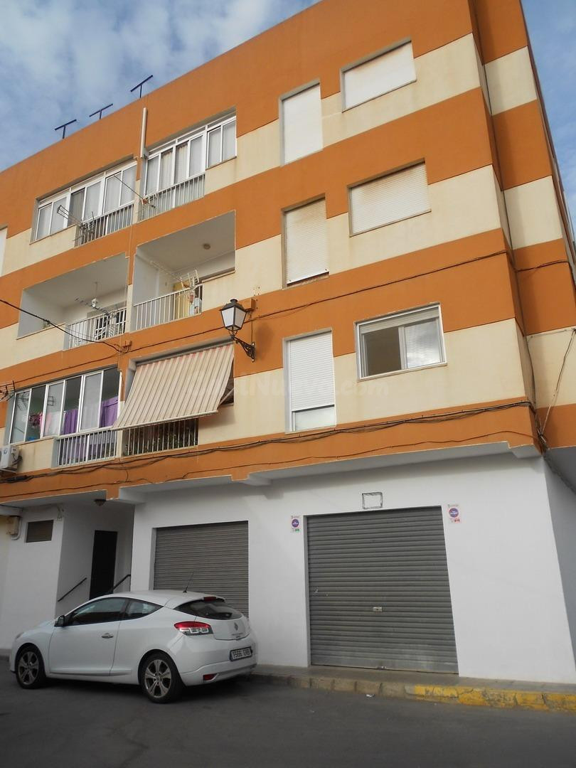 VIVIENDA EN ALHAMA DE ALMERÍA