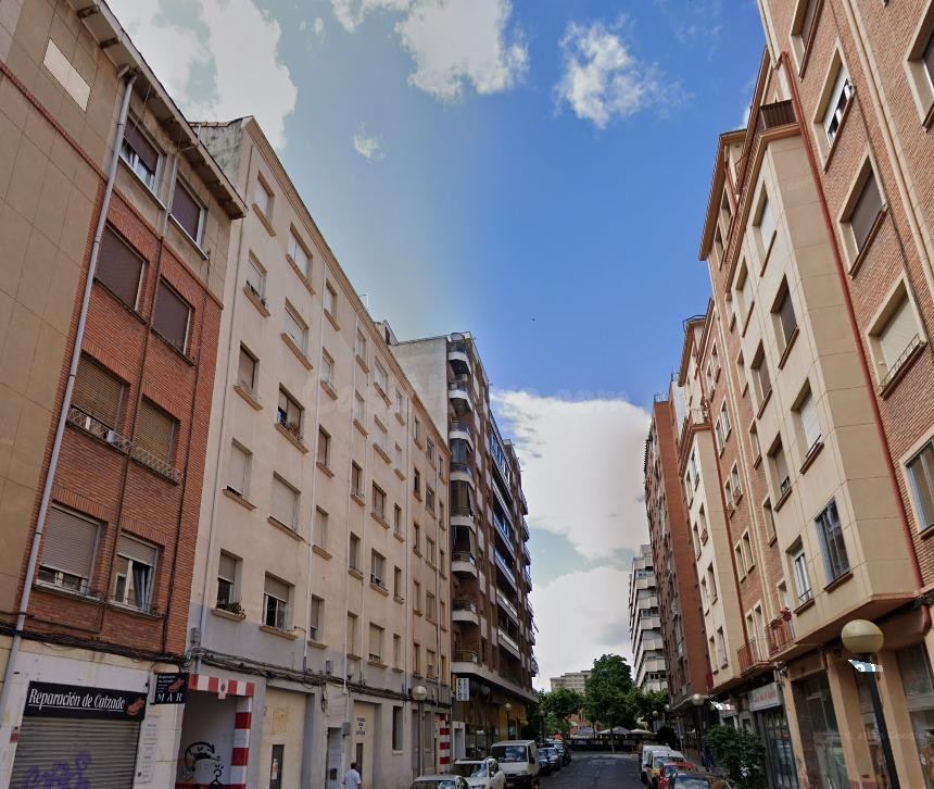 VIVIENDA EN LOGROÑO