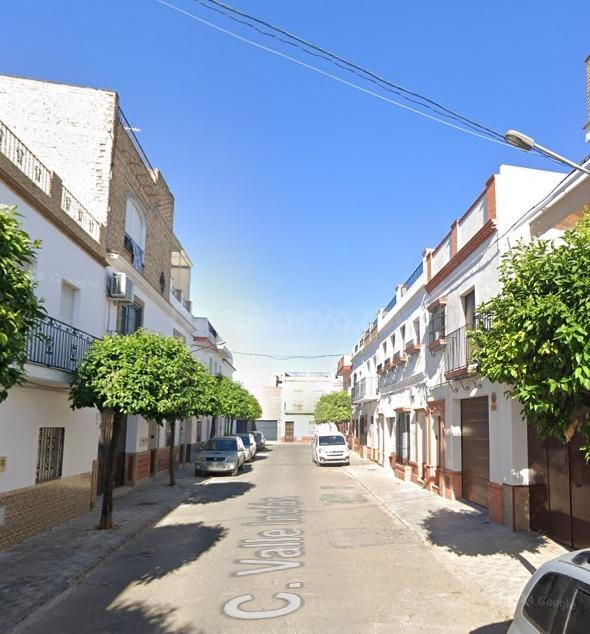 PISO EN LOS PALACIOS Y VILLAFRANCA