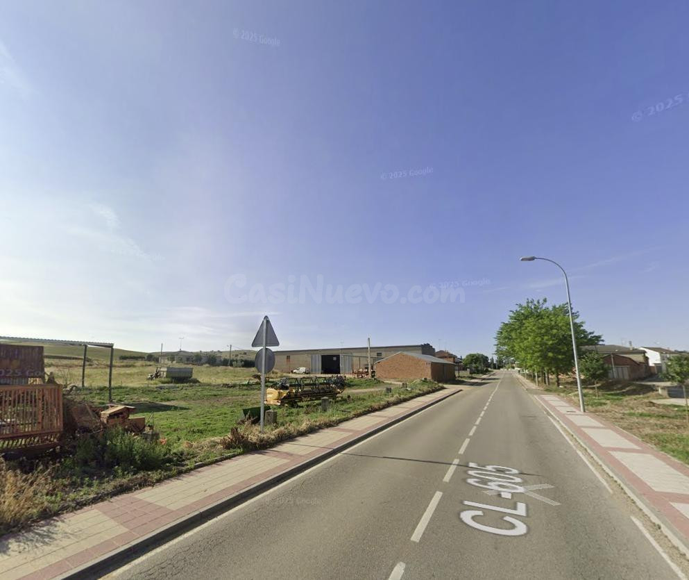 ALMACEN EN CAÑIZAL