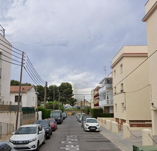 VIVIENDA EN CUBELLES
