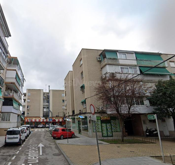 VIVIENDA EN PARLA