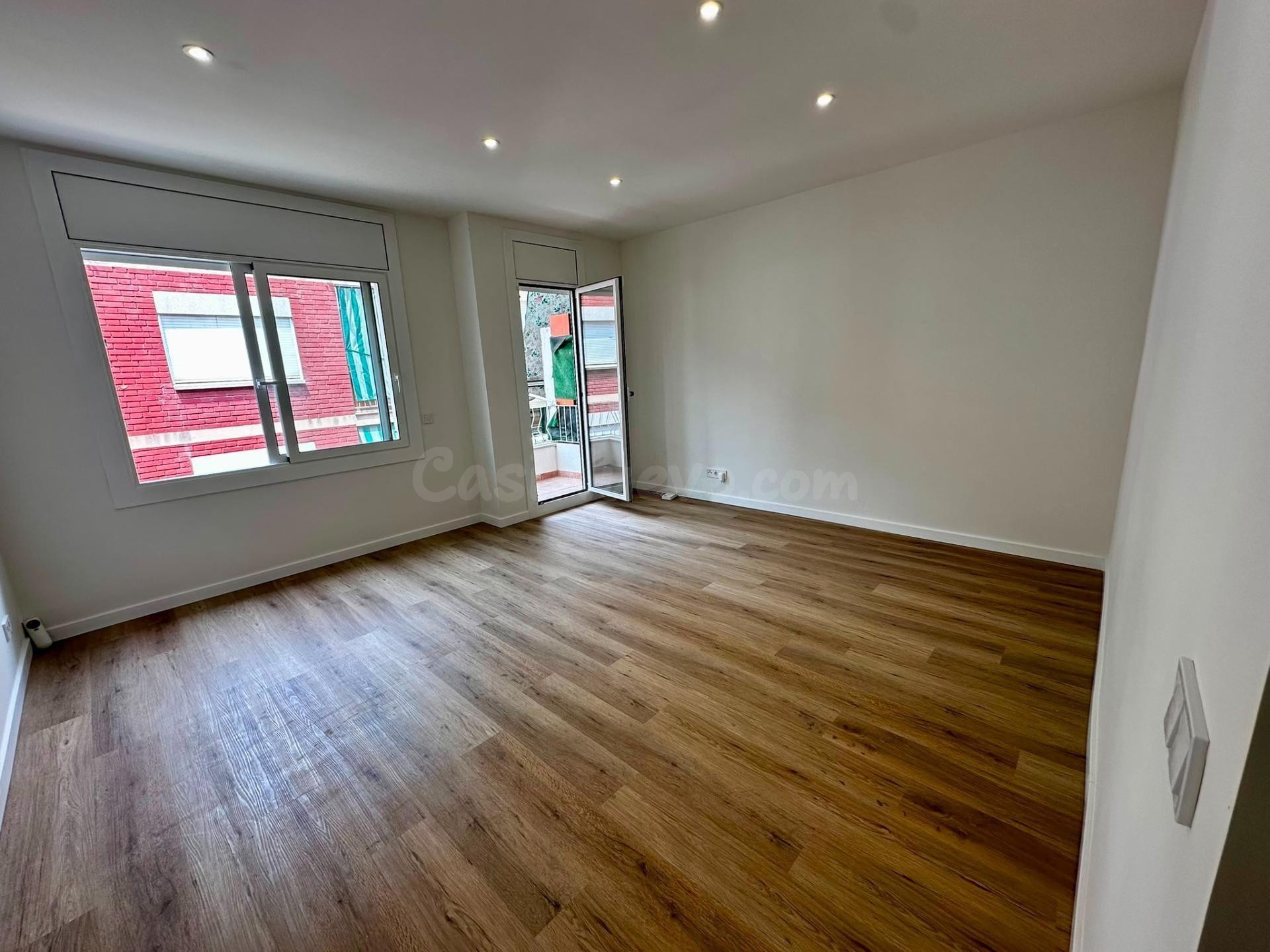 Piso 2 habitaciones 77m² en venta - La Gavarra
