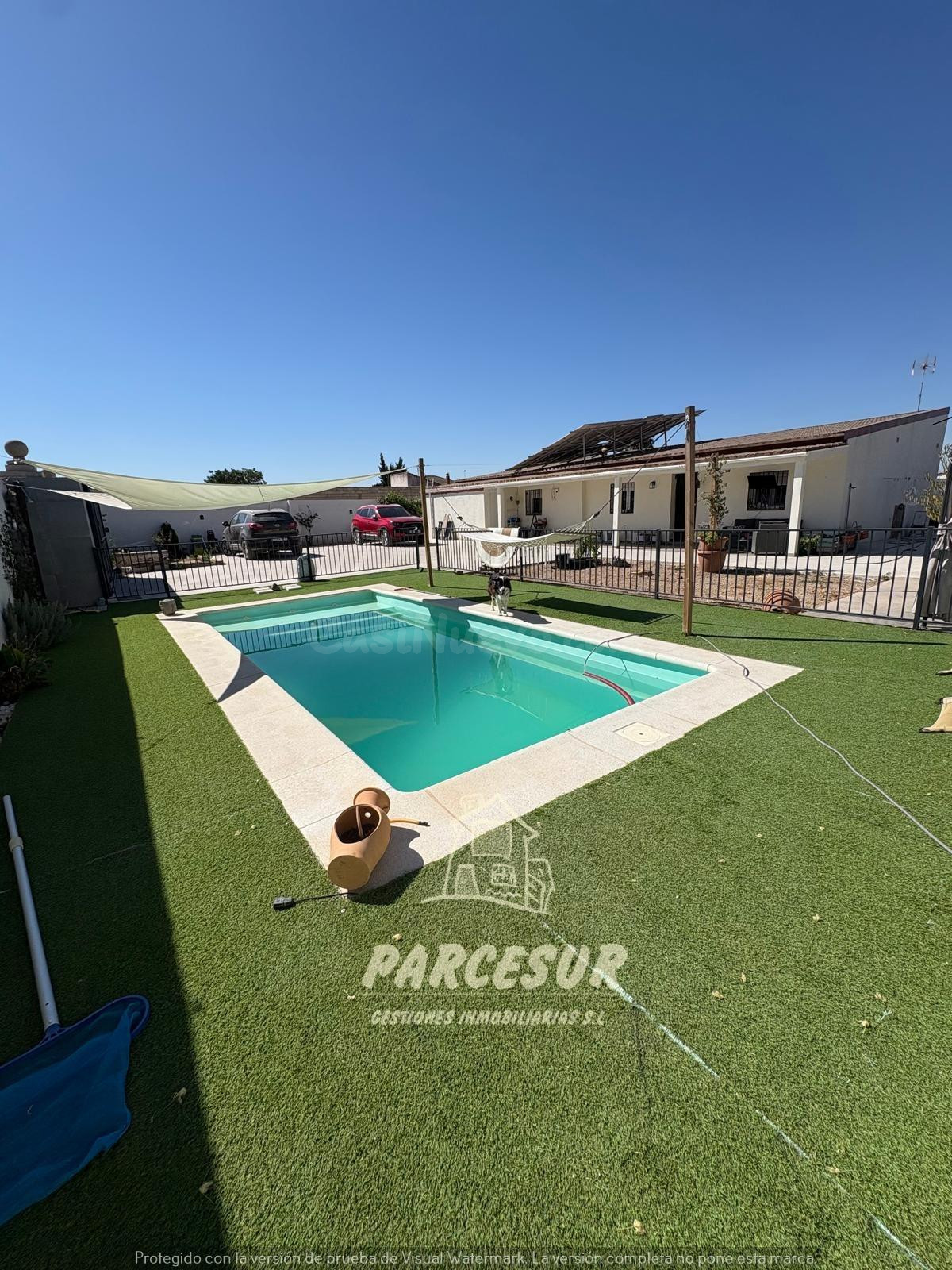 Casa de Campo con piscina en Crta. Aeropuerto, Córdoba NO HIPOTECABLE