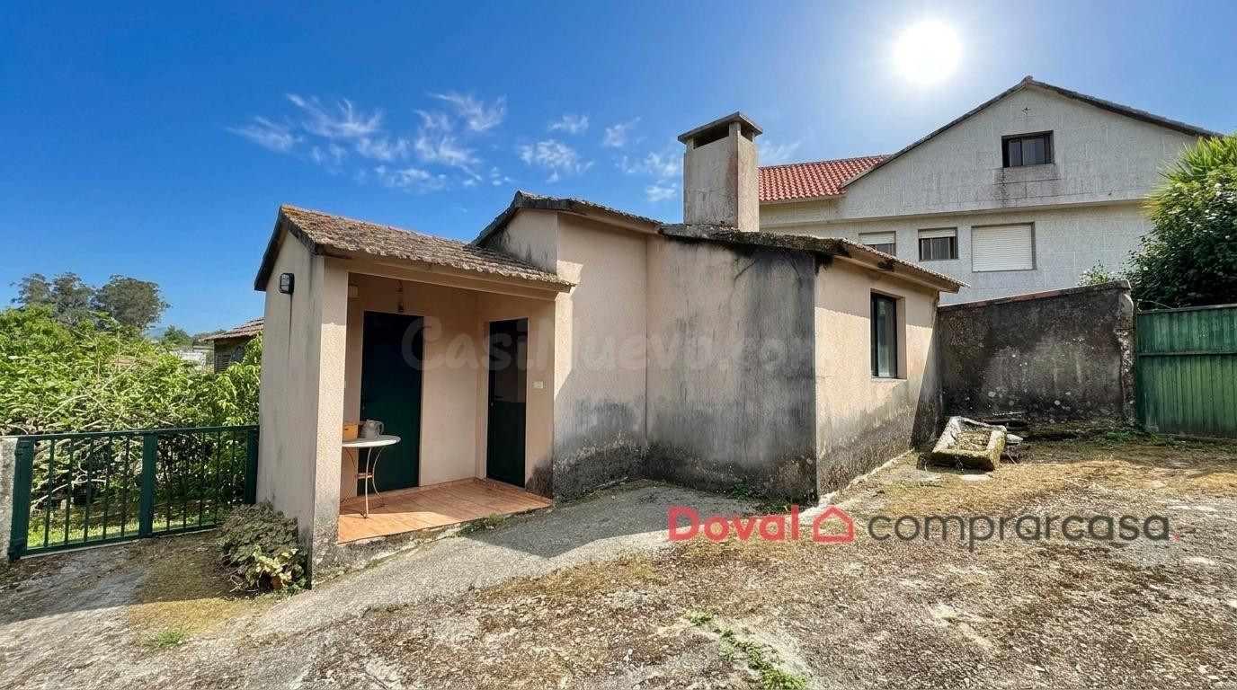 Casa de piedra con encanto, gran terreno y hórreo a un paso  - foto 2