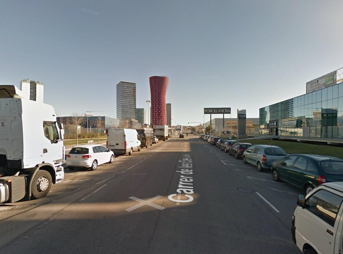 NAVES EN VENTA EN HOSPITALET DE LLOBREGAT - ZONA FIRA DE BAR