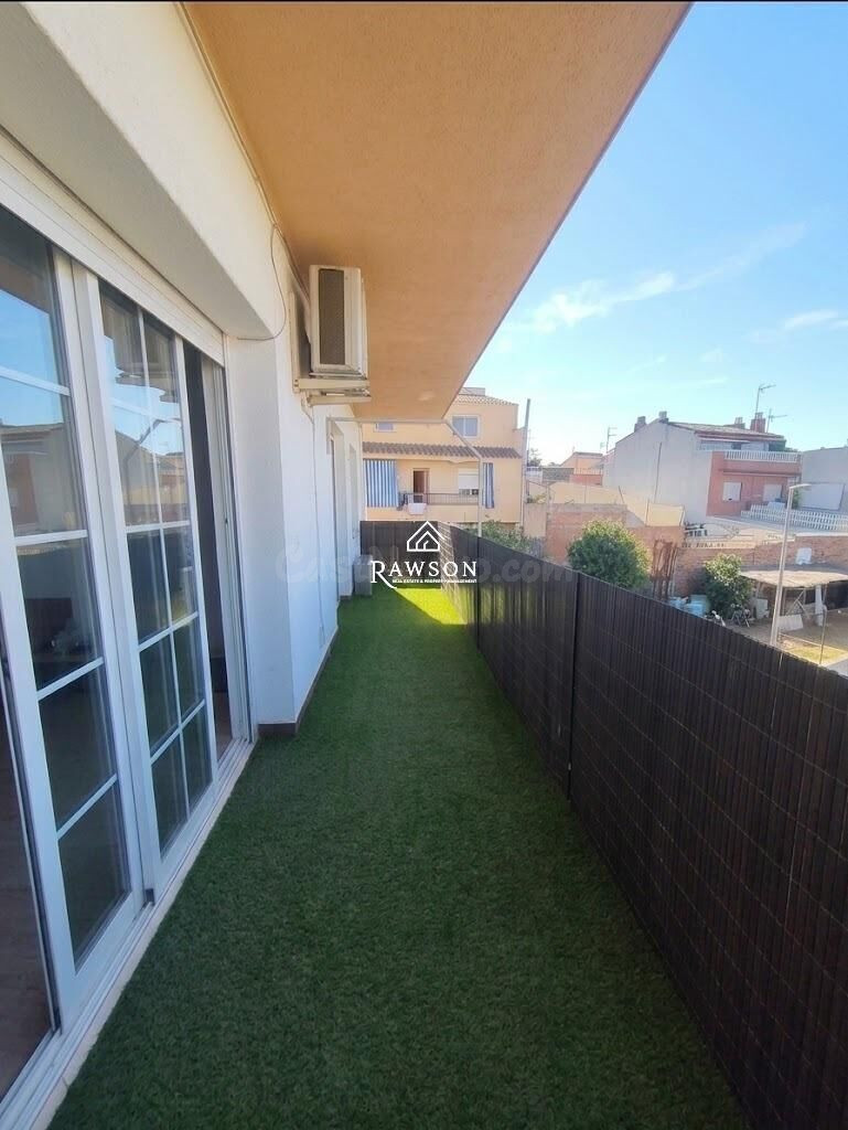 Piso luminoso  con terraza y trastero en La Collada, Vilanova i la Geltrú