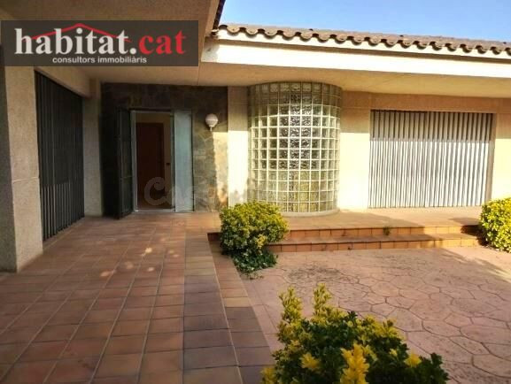 FANTASTICA CASA UNIFAMILIAR EN CAN AMAT - SANT ESTEVE SESROVIRES