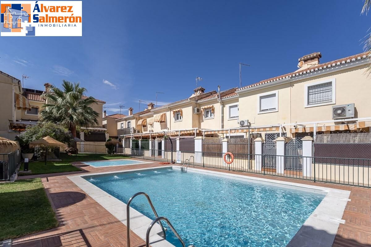 Casa en Llanos de Alhendín
