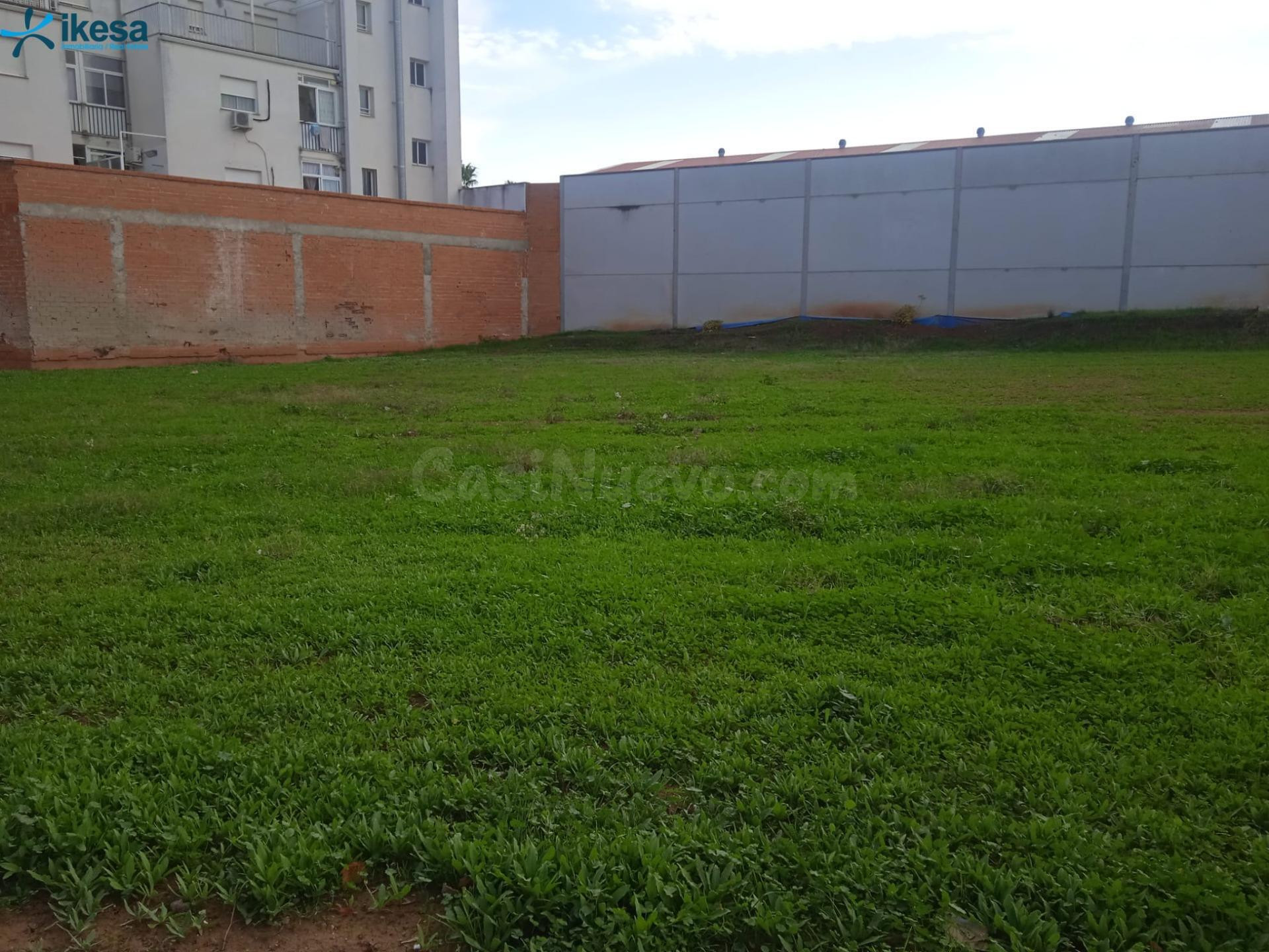 Venta de Suelo Urbano Residencial en Calle OLIVENZA Nº 14 Do - foto 3