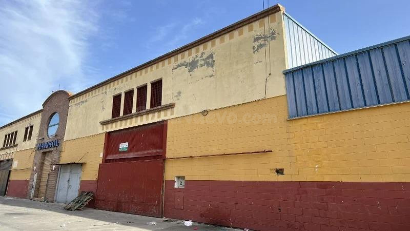 Nave industrial 295m² en venta - Ceuta