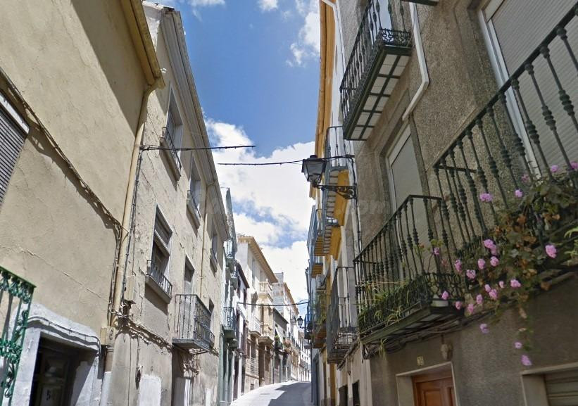 Venta de Casa en Martos, Jaén. Activo inmobiliario Sin Posesión. No se puede Visitar Ni Financiar.