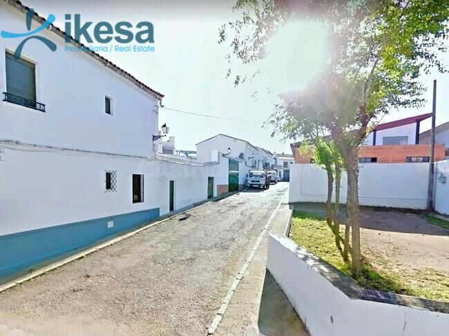 CHALET INDEPENDIENTE EN CUMBRES MAYORES, VENTA DE PARTICIPAC - foto 3