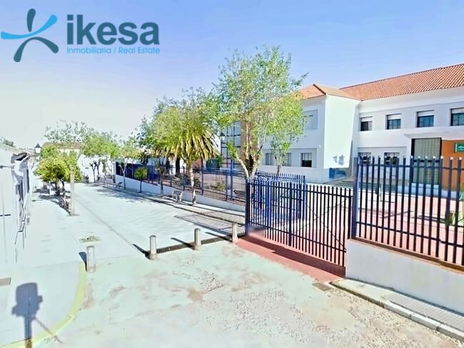 CHALET INDEPENDIENTE EN CUMBRES MAYORES, VENTA DE PARTICIPAC - foto 4