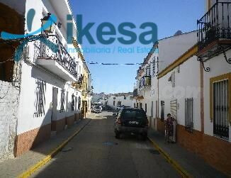 VENTA DE CASA EN TRIGUEROS, HUELVA. ACTIVO INMOBILIARIO SIN  - foto 2